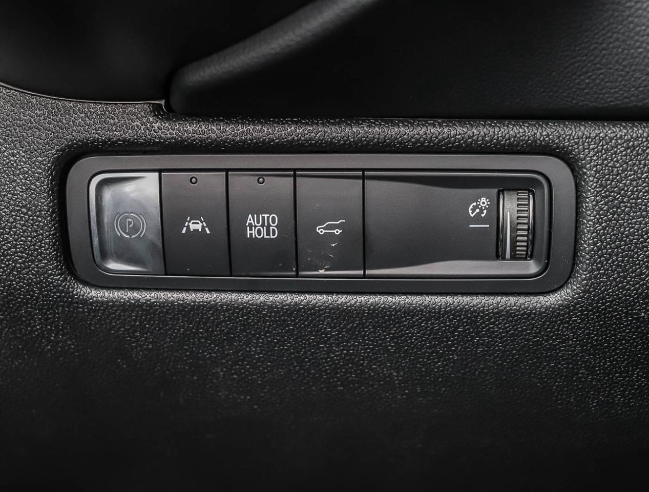 2025 Chevrolet Equinox EV RS FWD GM-estimated 513 km !!! NO ACCIDENTS !!! HE Photo