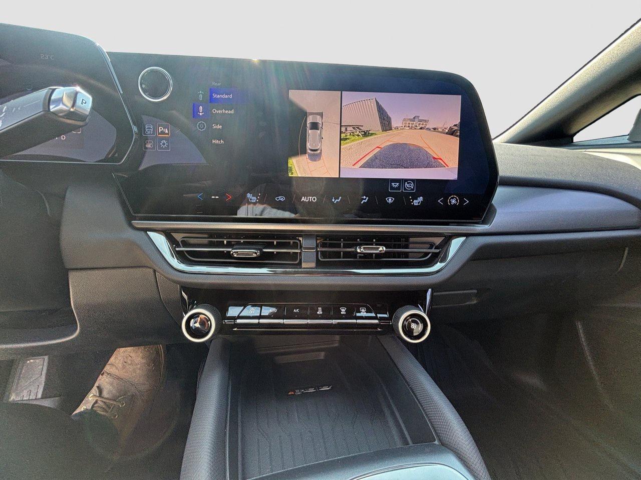 2025 Chevrolet Equinox EV RS FWD GM-estimated 513 km !!! NO ACCIDENTS !!! HE Photo