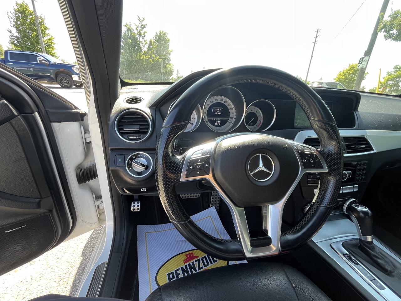 2013 Mercedes-Benz C-Class 2DR CPE C 250 RWD Photo