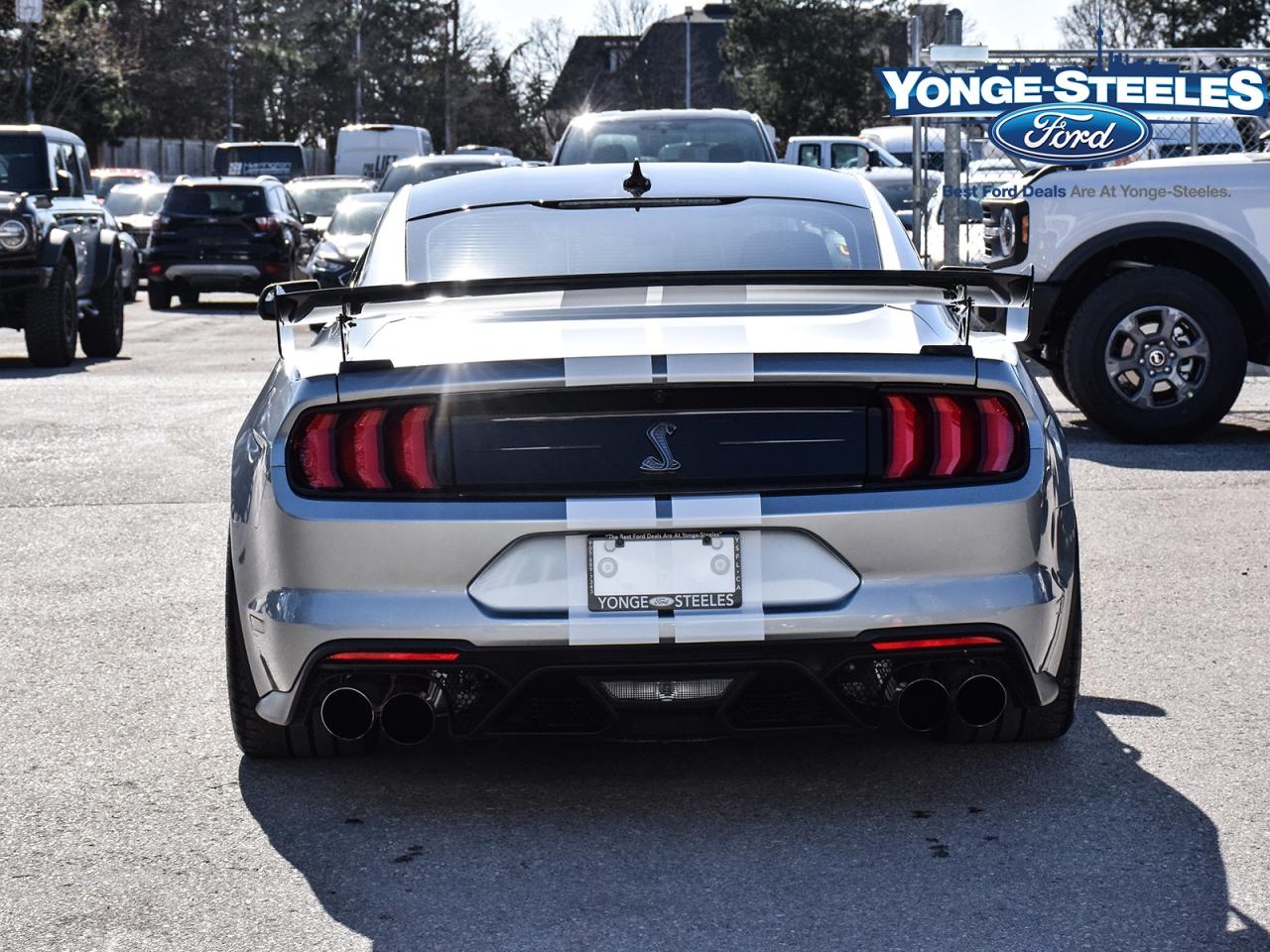 2020 Ford Mustang SHELBY GT500 TRACK PACK ONLY 7,247 KMS RARE FIND! Photo