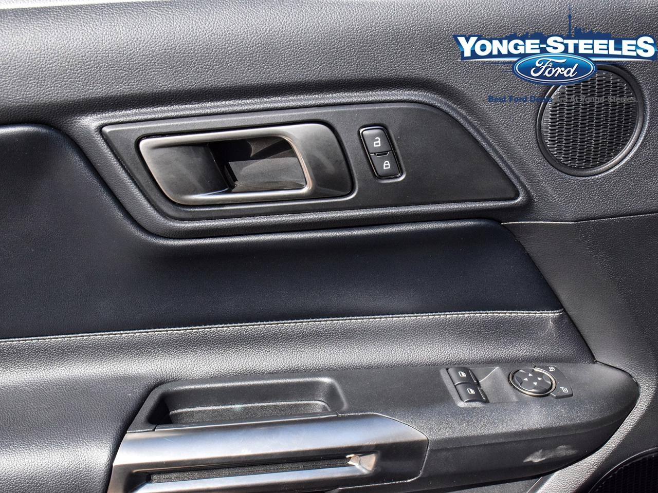 2020 Ford Mustang SHELBY GT500 TRACK PACK ONLY 7,247 KMS RARE FIND! Photo