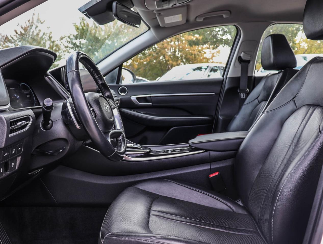 2020 Hyundai Sonata Hybrid Ultimate !!! ONE OWNER !!! NAVI   BOSE   MEMORY SE Photo