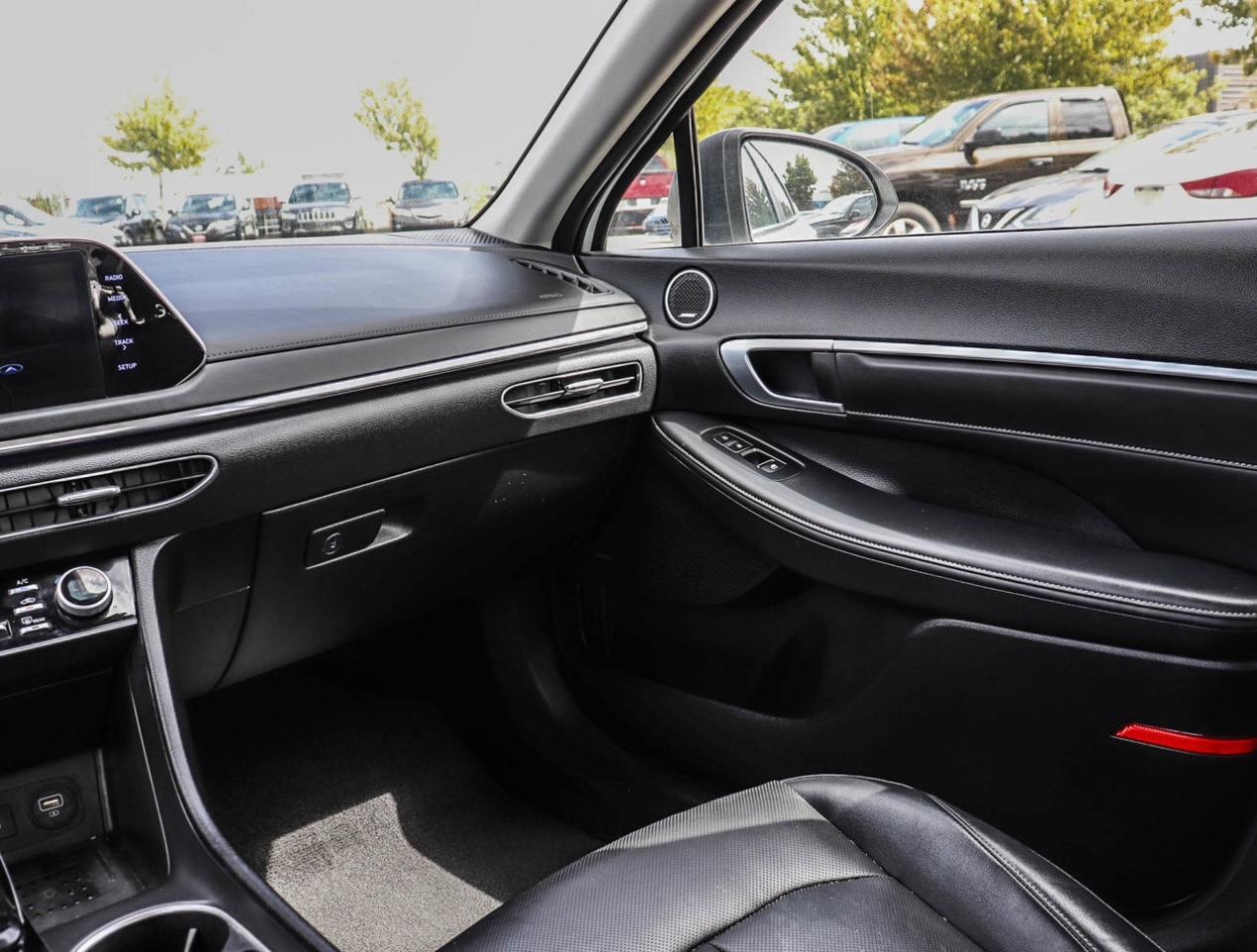 2020 Hyundai Sonata Hybrid Ultimate !!! ONE OWNER !!! NAVI   BOSE   MEMORY SE Photo