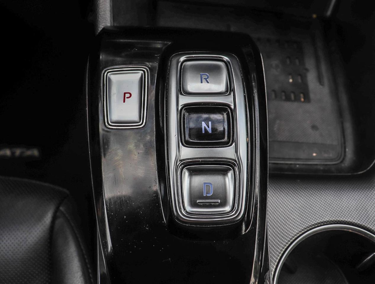 2020 Hyundai Sonata Hybrid Ultimate !!! ONE OWNER !!! NAVI   BOSE   MEMORY SE Photo