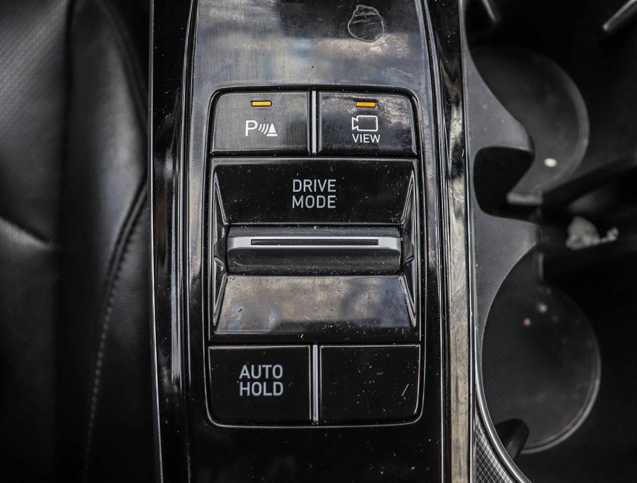 2020 Hyundai Sonata Hybrid Ultimate !!! ONE OWNER !!! NAVI   BOSE   MEMORY SE Photo