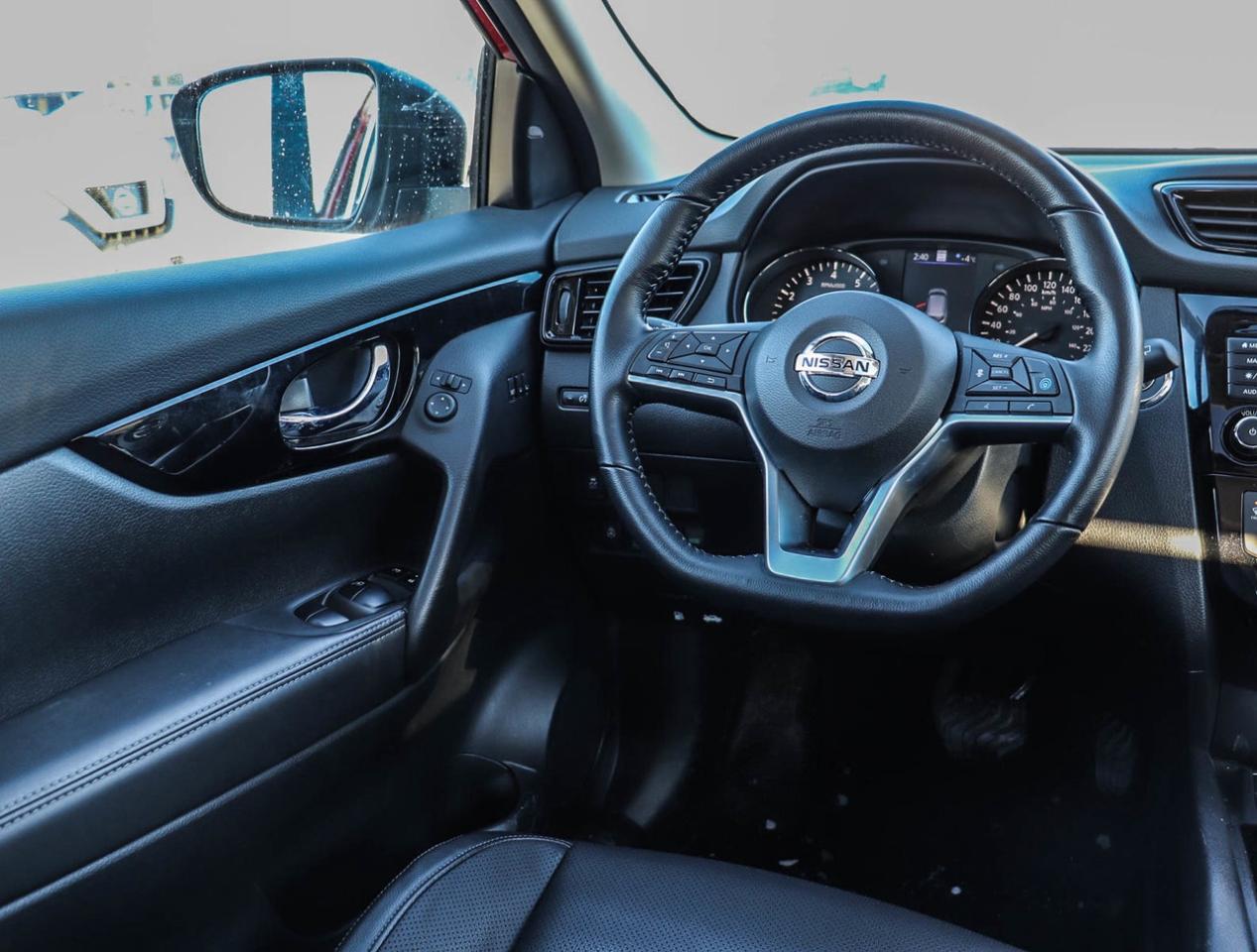 2023 Nissan Qashqai SL PLATINUM !!! NO ACCIDENTS !!! LOW KM !!! 19 ALL Photo