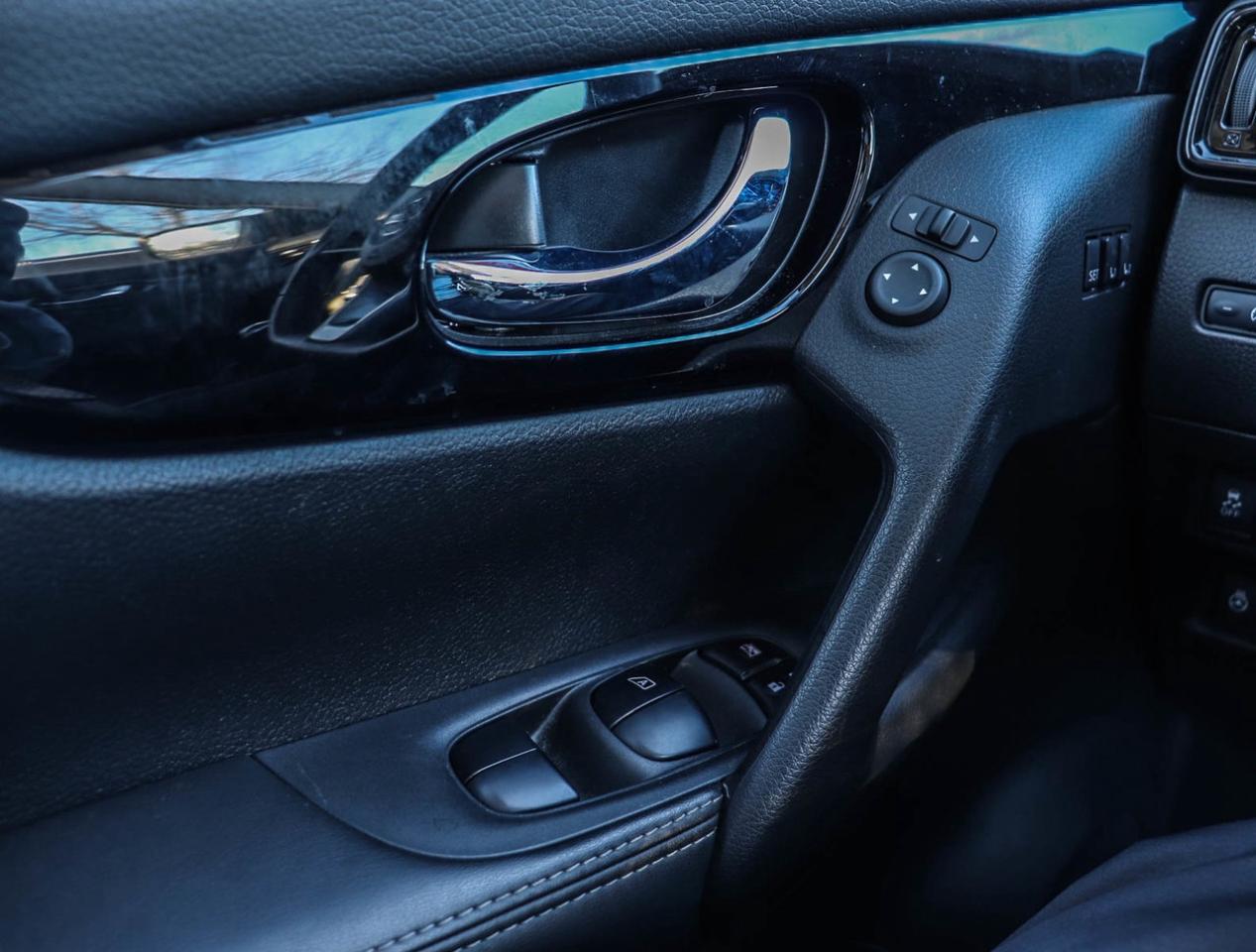 2023 Nissan Qashqai SL Photo