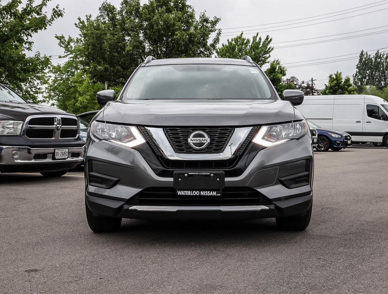 2019 Nissan Rogue S SPECIAL EDITION 2.5L 4CYL FWD !!! NO ACCIDENTS ! Photo