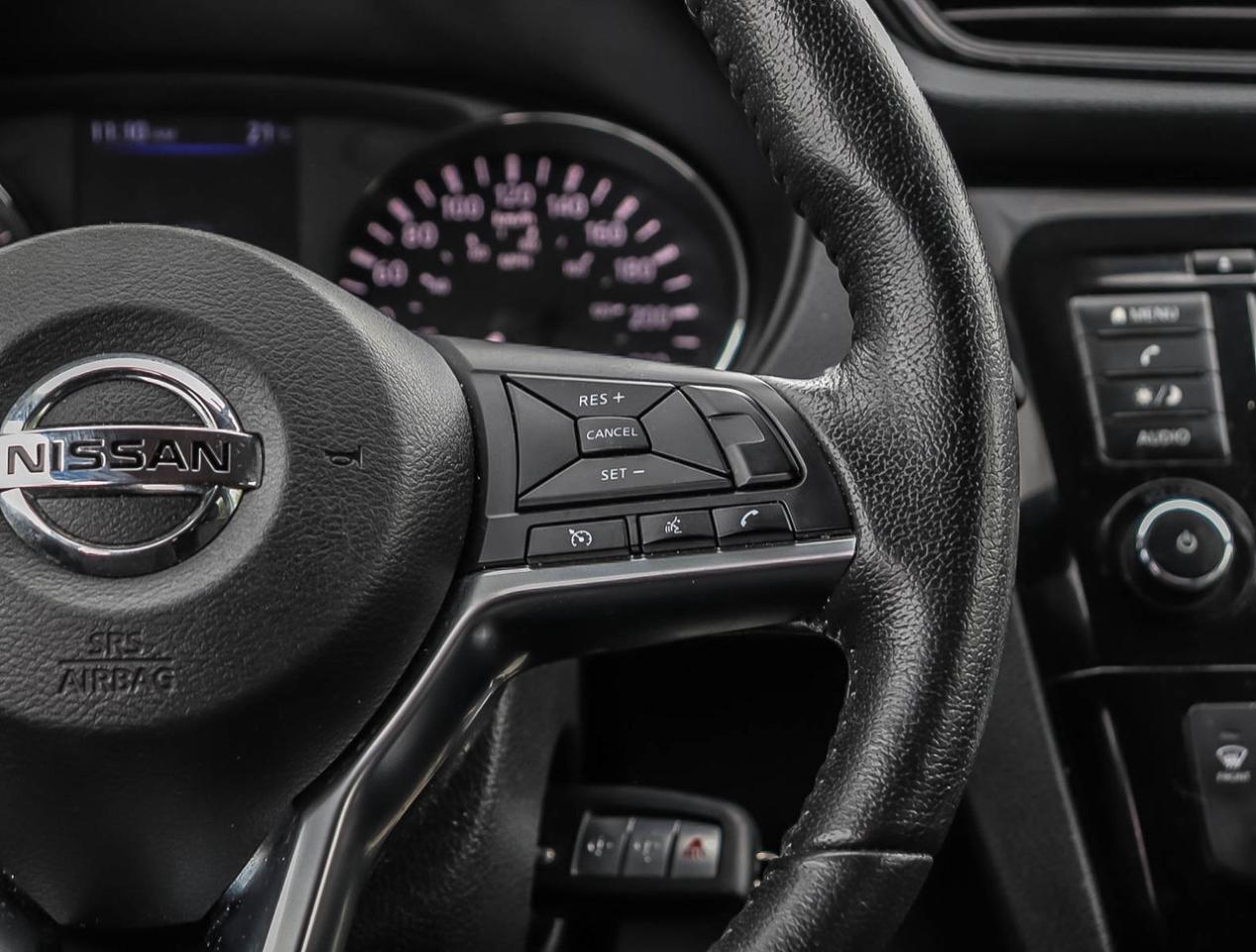 2019 Nissan Rogue S SPECIAL EDITION 2.5L 4CYL FWD !!! NO ACCIDENTS ! Photo