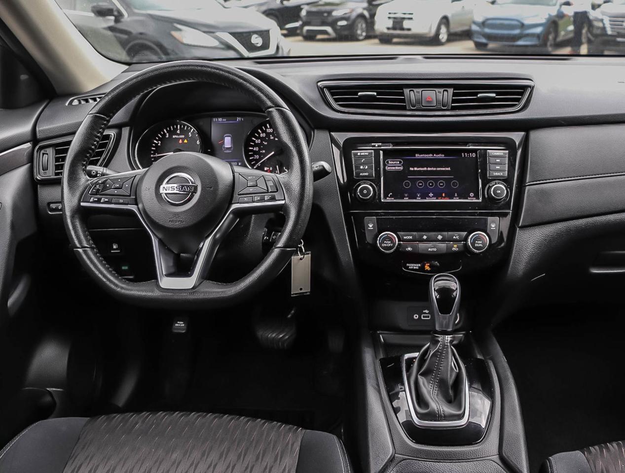 2019 Nissan Rogue S SPECIAL EDITION 2.5L 4CYL FWD !!! NO ACCIDENTS ! Photo