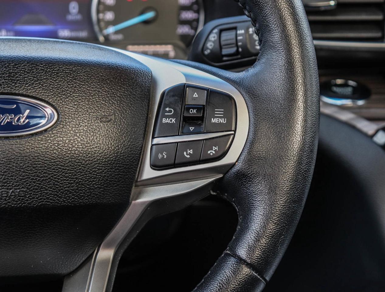 2023 Ford Explorer LIMITED Photo