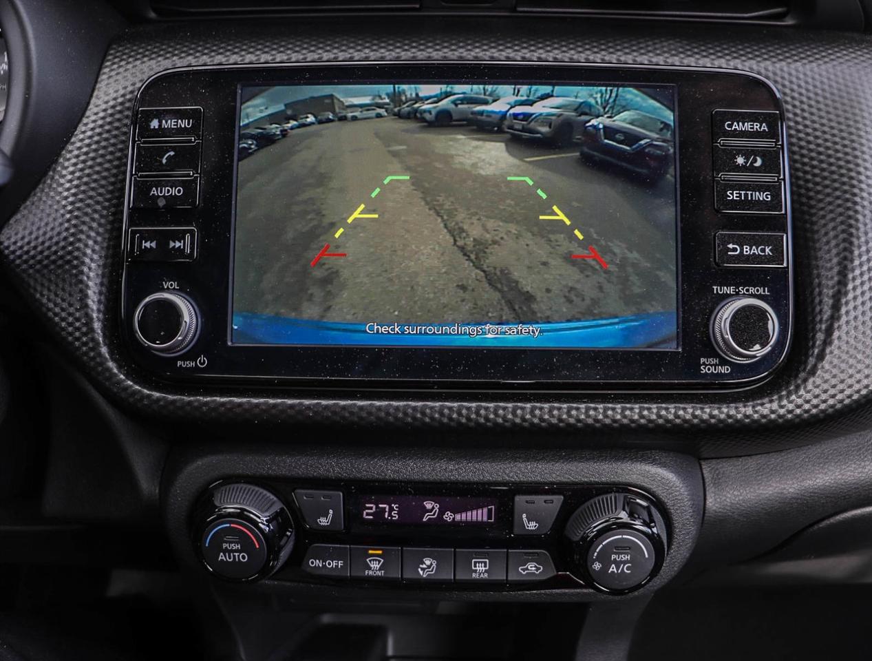 2024 Nissan Kicks SV Photo