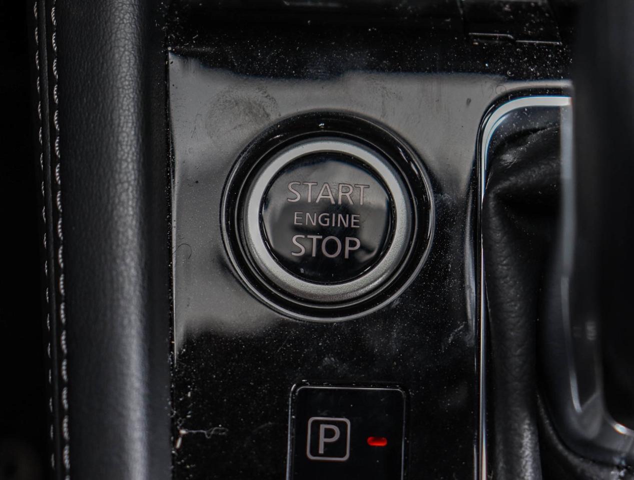 2024 Nissan Kicks SV Photo