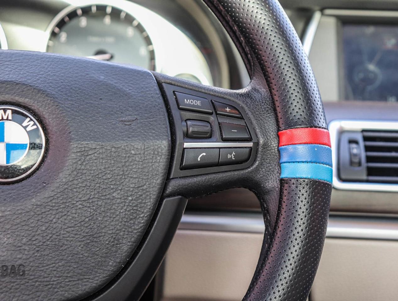 2013 BMW 5 Series 535i xDrive Photo