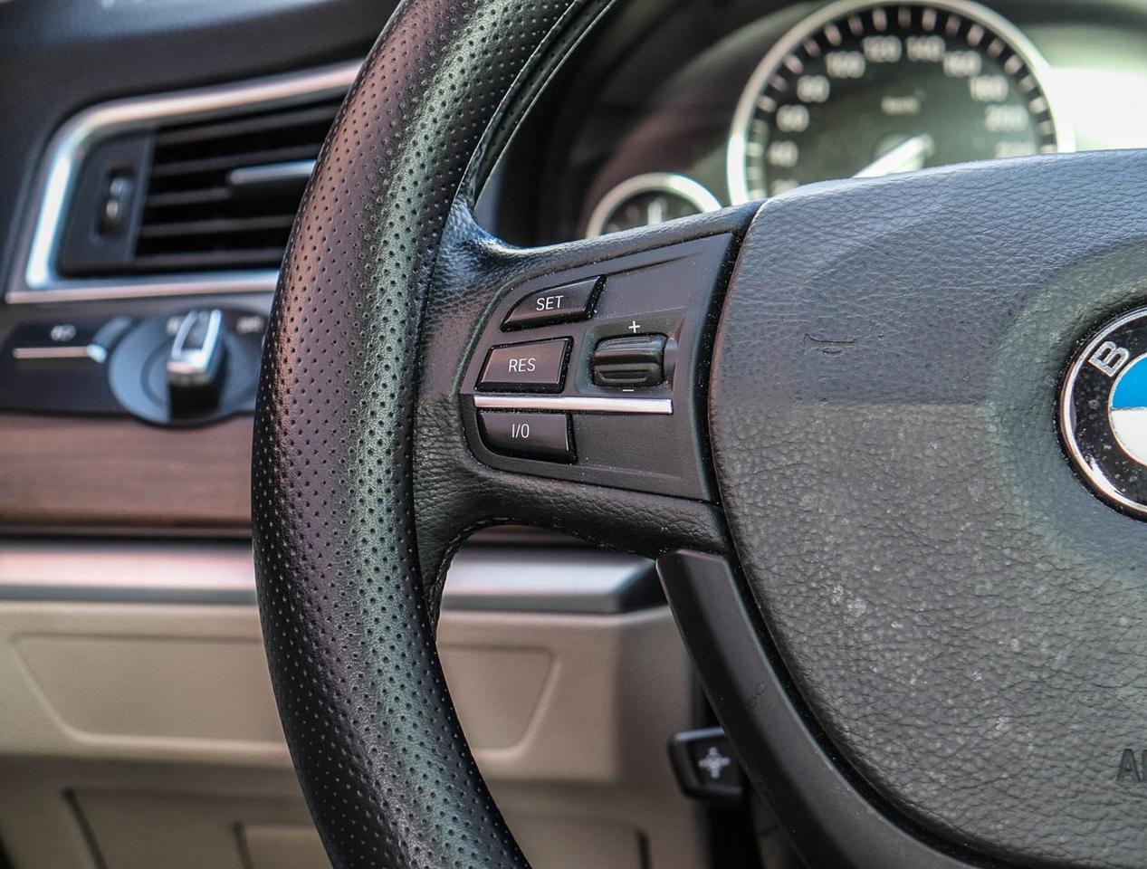 2013 BMW 5 Series 535i xDrive Photo