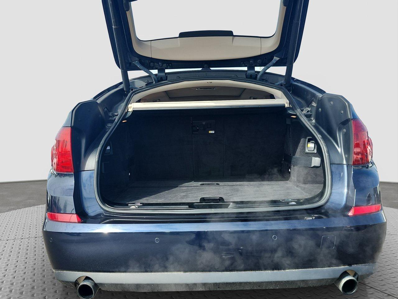 2013 BMW 5 Series 535i xDrive Photo