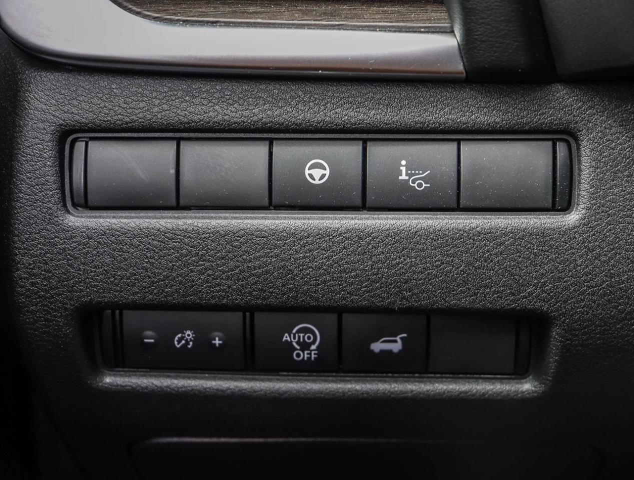 2025 Nissan Rogue Platinum Photo