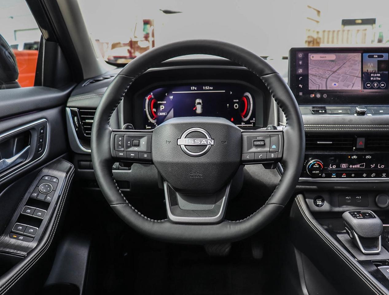 2025 Nissan Rogue Platinum Photo