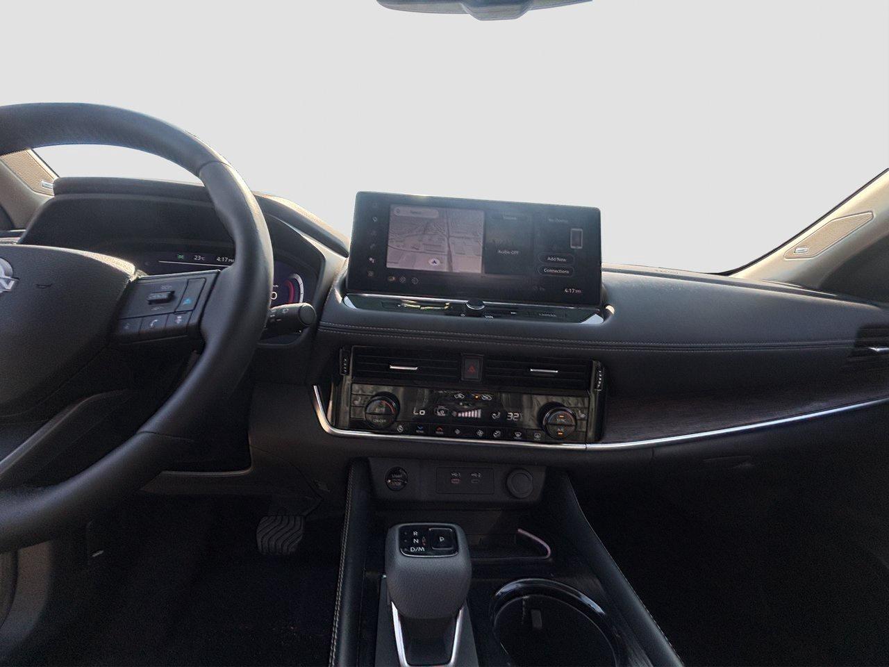 2025 Nissan Rogue Platinum Photo