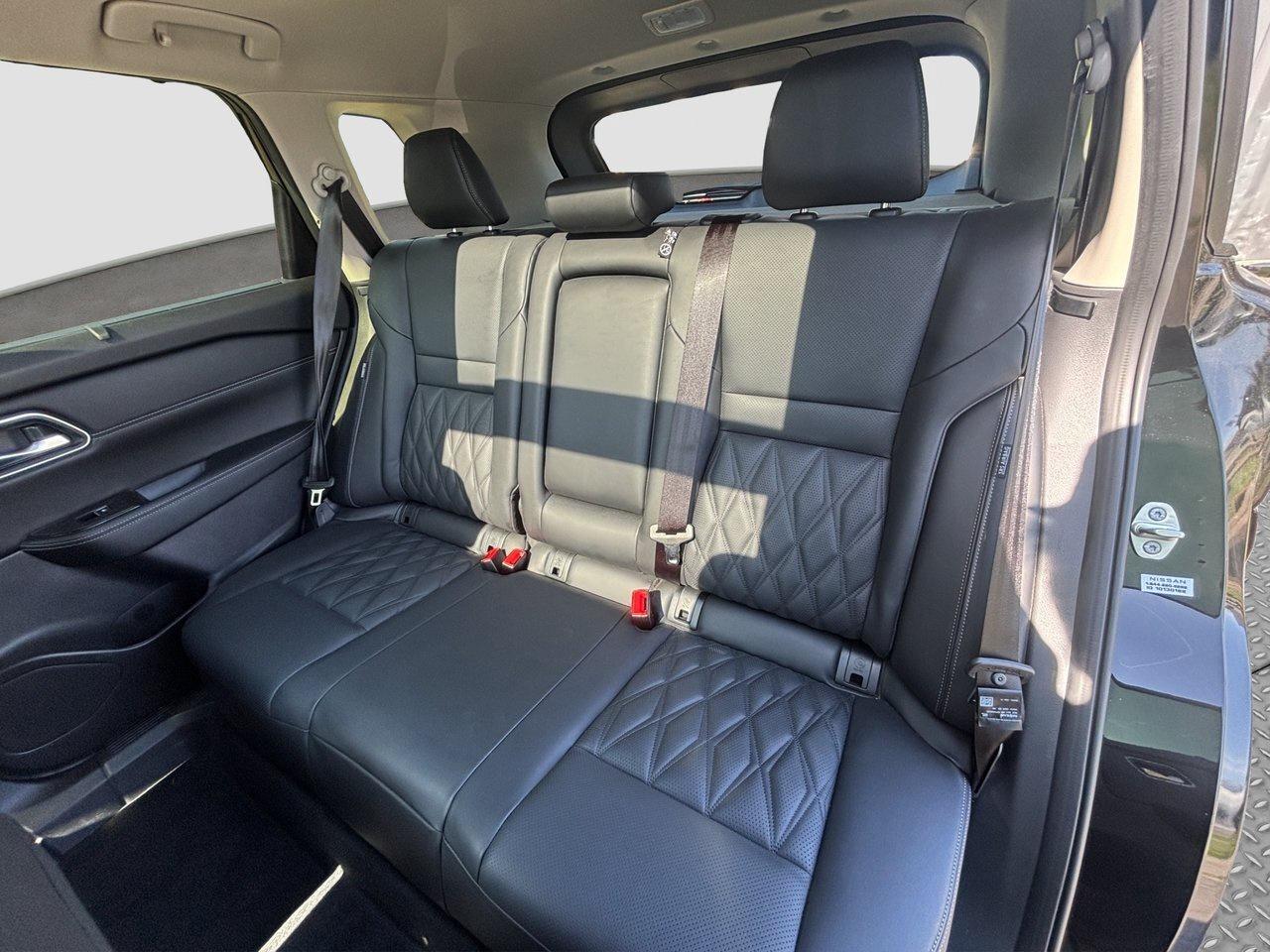 2025 Nissan Rogue Platinum Photo