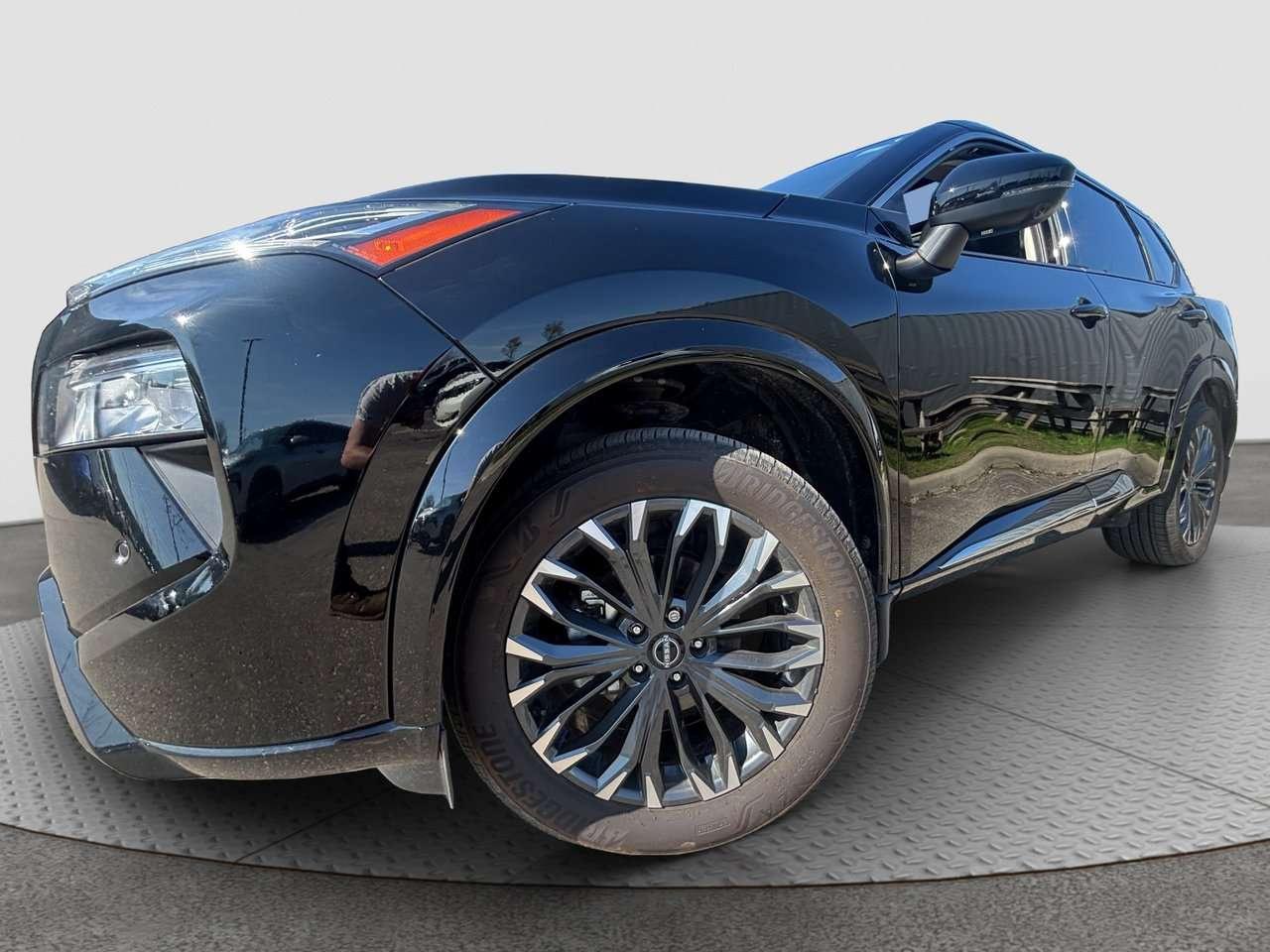 2025 Nissan Rogue Platinum FULLY LOADED   LOW KM   LOW RATES AVAILABLE Photo