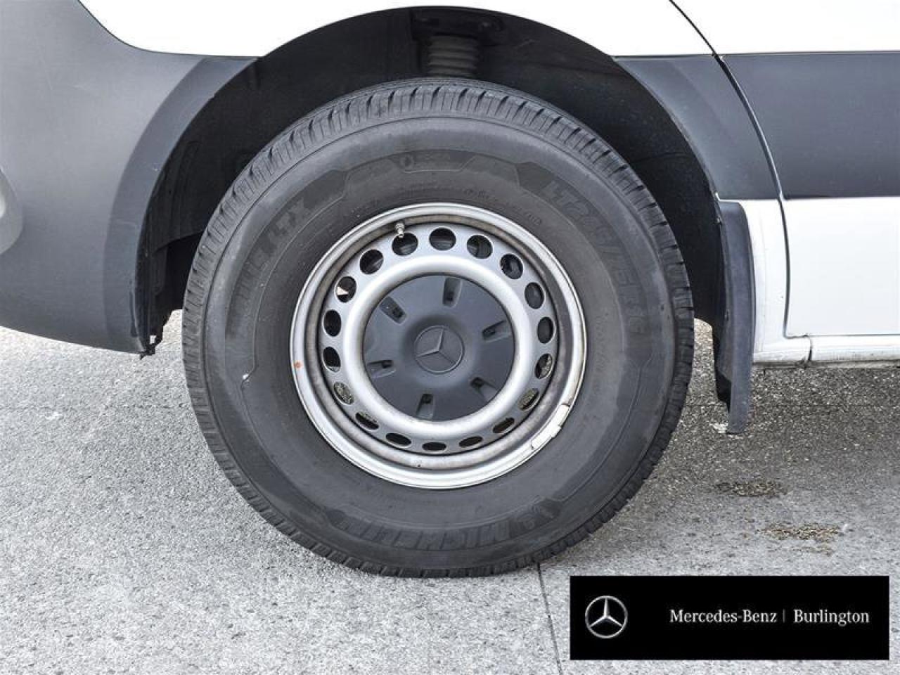 2024 Mercedes-Benz Sprinter Cargo Van 2500 STANDARD ROOF I4 DIESEL 144 Photo