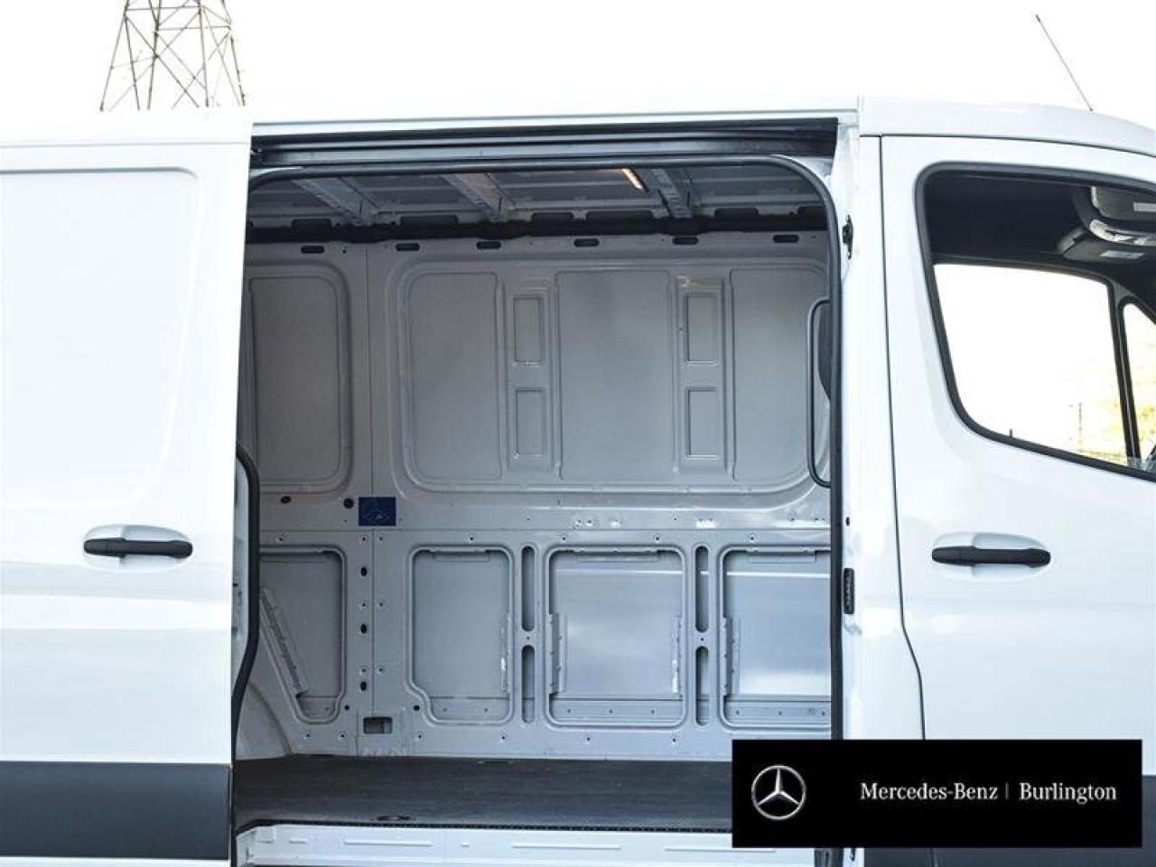 2024 Mercedes-Benz Sprinter Cargo Van 2500 STANDARD ROOF I4 DIESEL 144 Photo