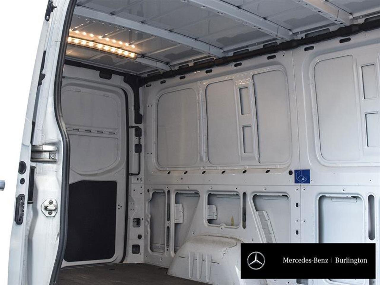 2024 Mercedes-Benz Sprinter Cargo Van STANDARD ROOF I4 DIESEL 144 Photo