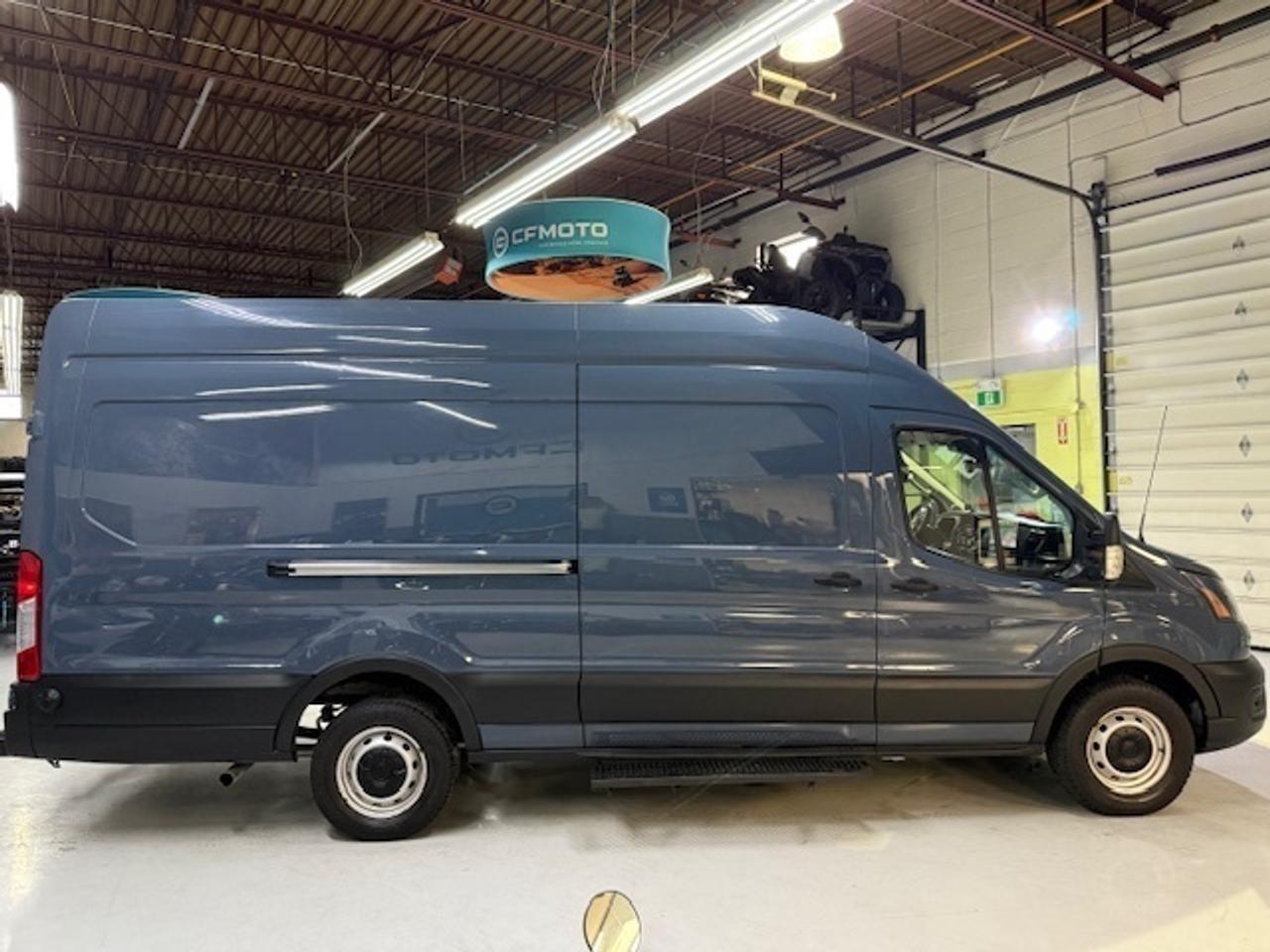 2021 Ford Transit Cargo Van T-250 148 EL   EXTRA LONG   CAMERA   HIGH ROOF   N Photo