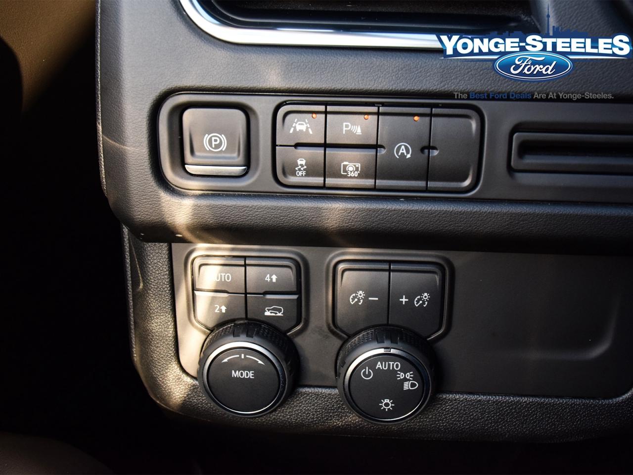 2024 Chevrolet Tahoe 4WD 4dr RST Photo