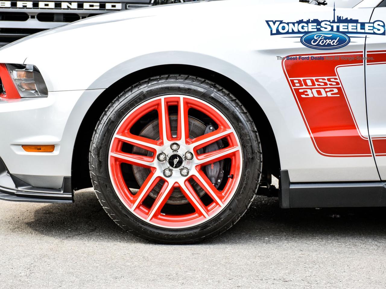 2012 Ford Mustang Boss 302 LAGUNA SECA DELIVERY KMS A RARE FIND Photo4