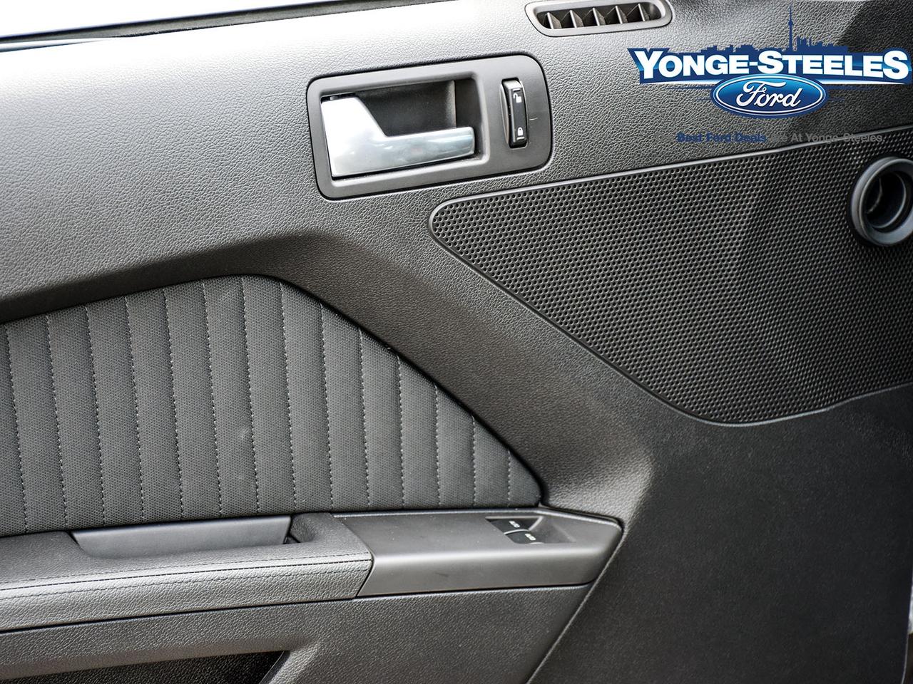 2012 Ford Mustang Boss 302 LAGUNA SECA DELIVERY KMS A RARE FIND Photo