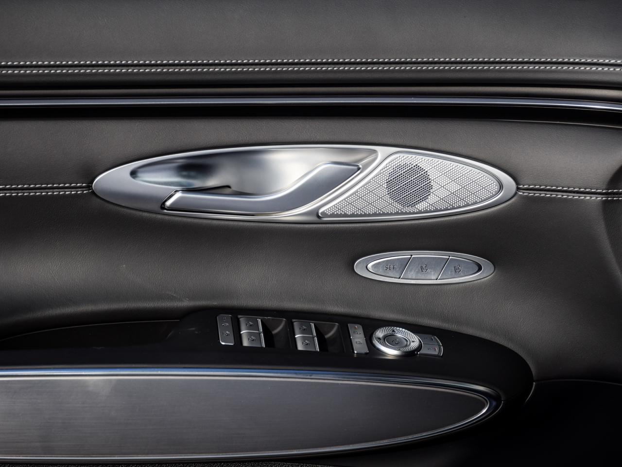 2026 Genesis GV70 2.5T Advanced Tech.Pkg AWD   Used Demonstrator Photo