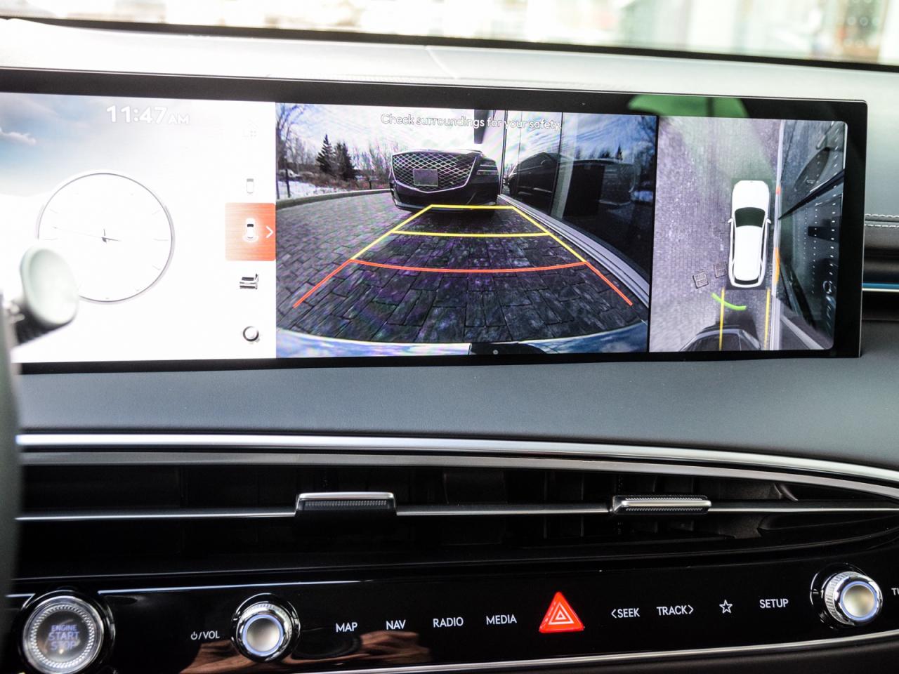 2026 Genesis GV70 2.5T Advanced Tech.Pkg AWD   Used Demonstrator Photo