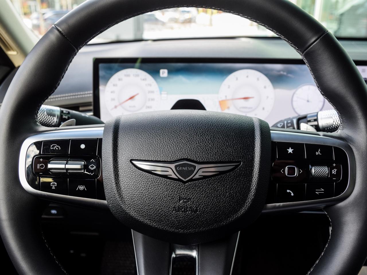 2026 Genesis GV70 2.5T Advanced Tech.Pkg AWD   Used Demonstrator Photo