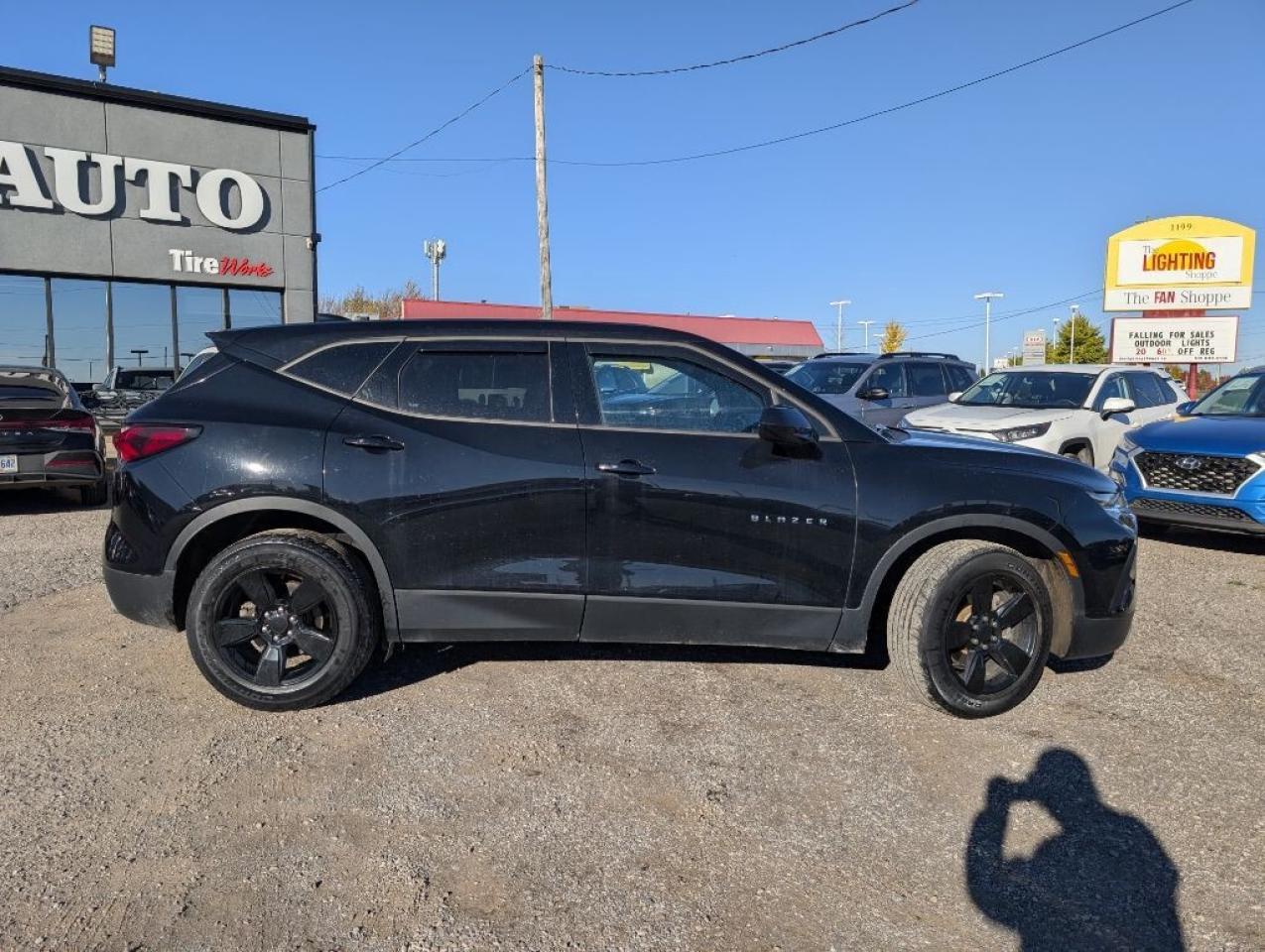 2019 Chevrolet Blazer CAMERA   HTD SEATS Photo4