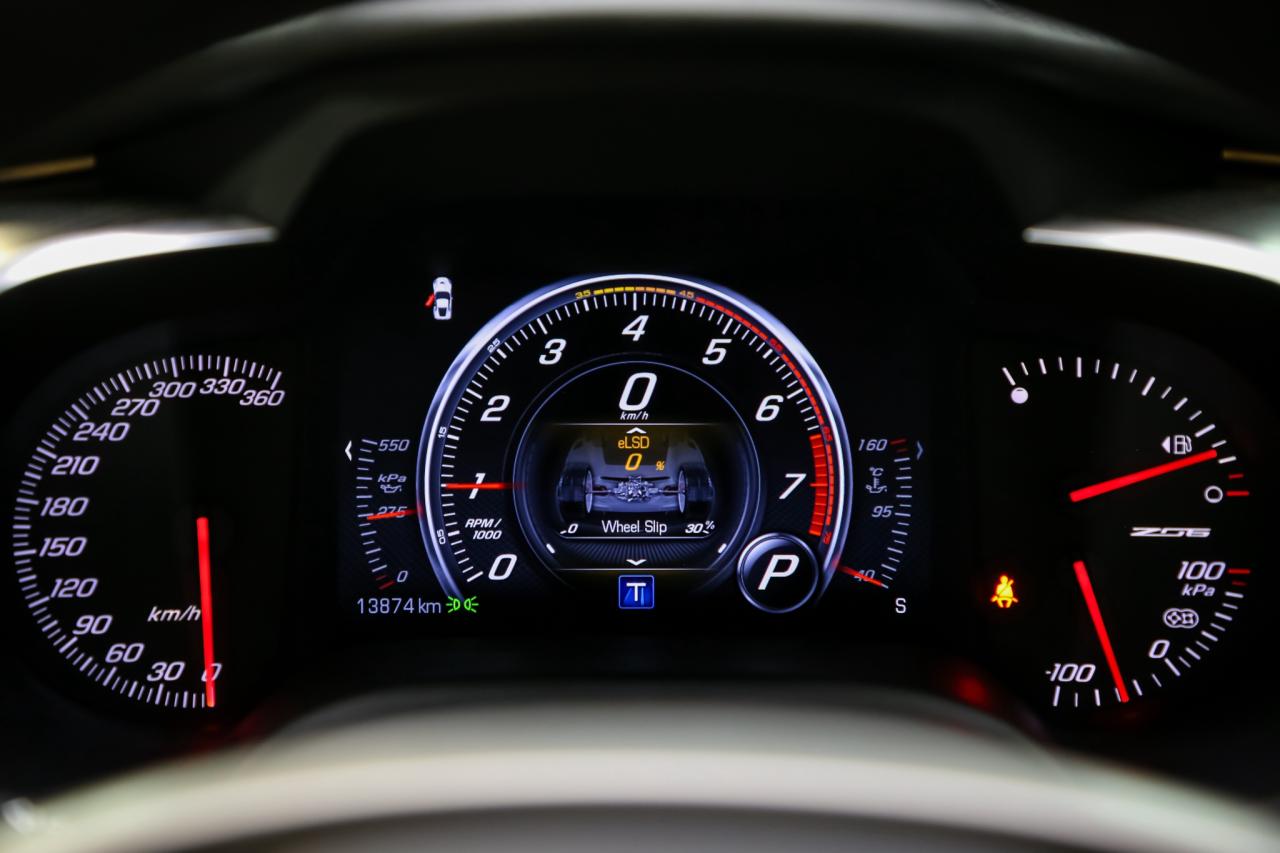 2015 Chevrolet Corvette Z06 3LZ Z07 PKG CONVERTIBLE 650HP HIGHLYOPTIONED Photo