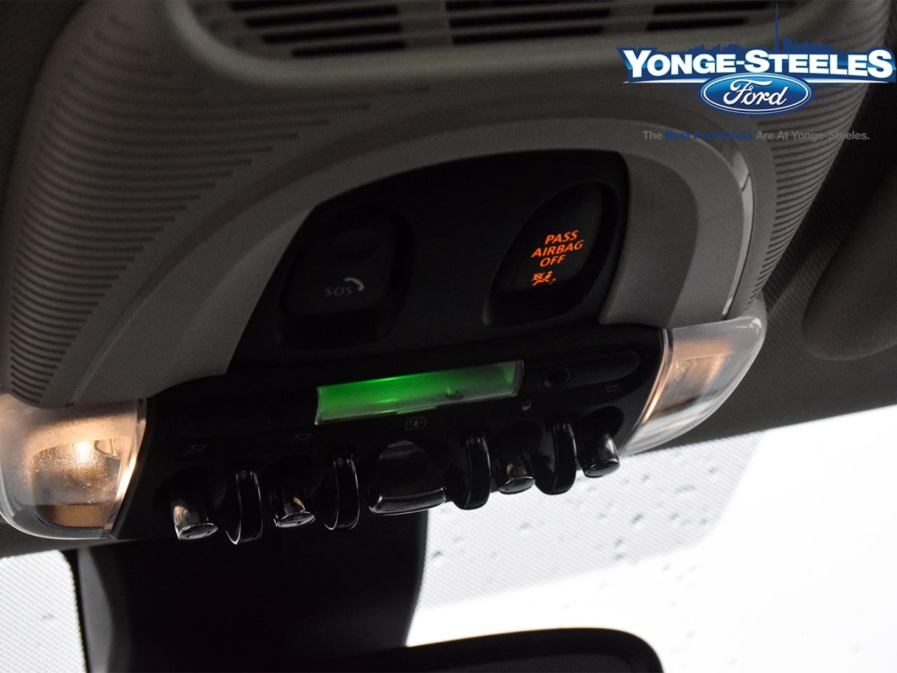 2022 MINI 3 Door Cooper SE FWD Photo