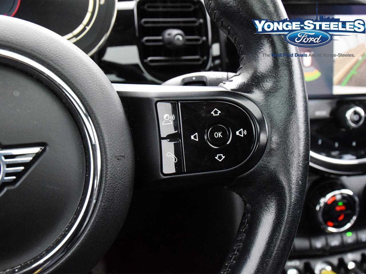 2022 MINI 3 Door Cooper SE FWD Photo