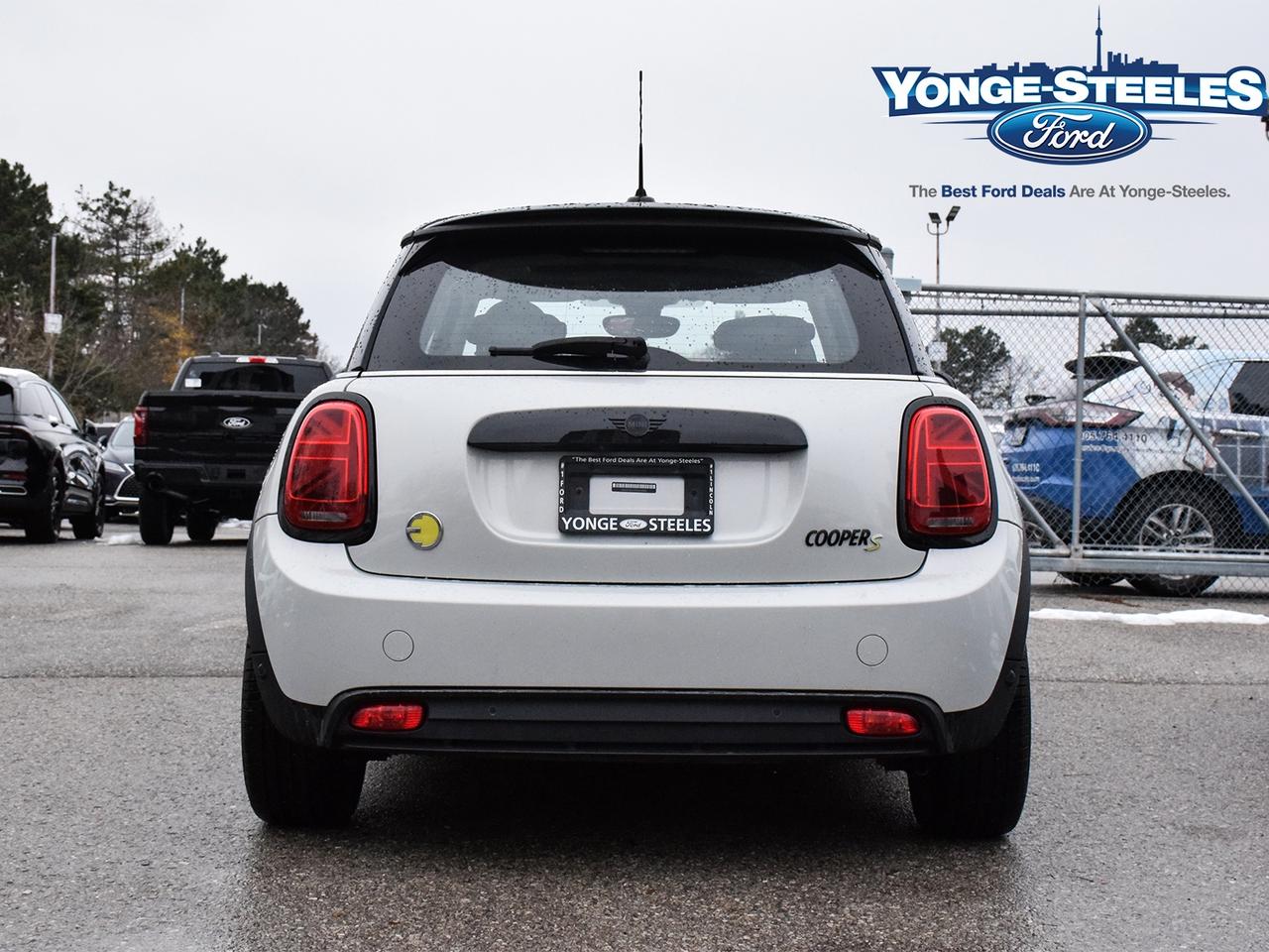 2022 MINI 3 Door COOPER SE NO ACCIDENT ELECTRIC HATCHBACK Photo