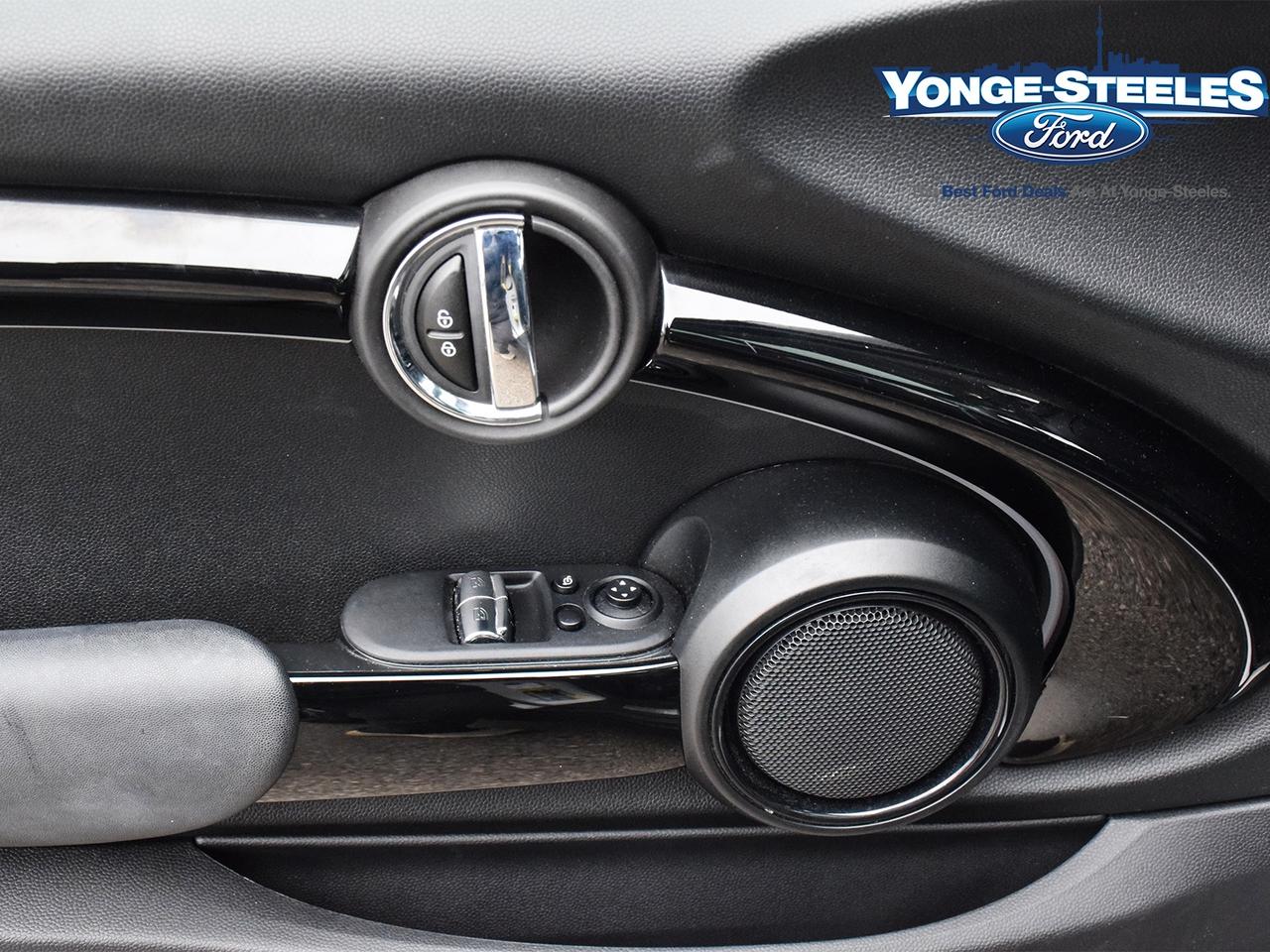 2022 MINI 3 Door COOPER SE NO ACCIDENT ELECTRIC HATCHBACK Photo