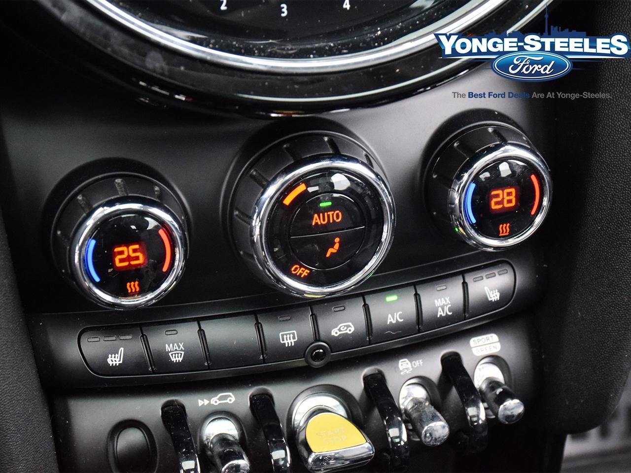 2022 MINI 3 Door COOPER SE NO ACCIDENT ELECTRIC HATCHBACK Photo