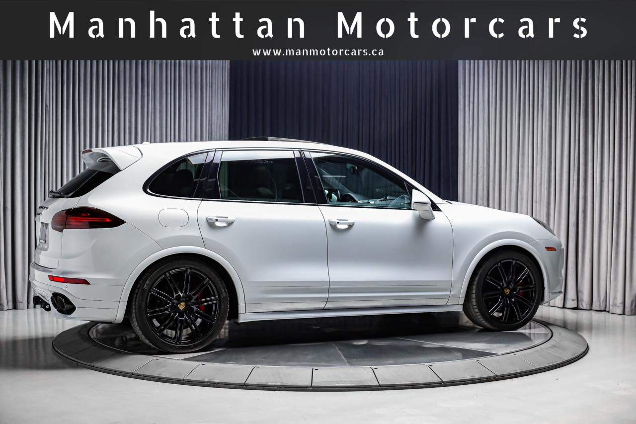 2016 Porsche Cayenne GTS AWD 440HP HIGHLY OPTIONED AIRSUSPENSION PDLS+ Photo