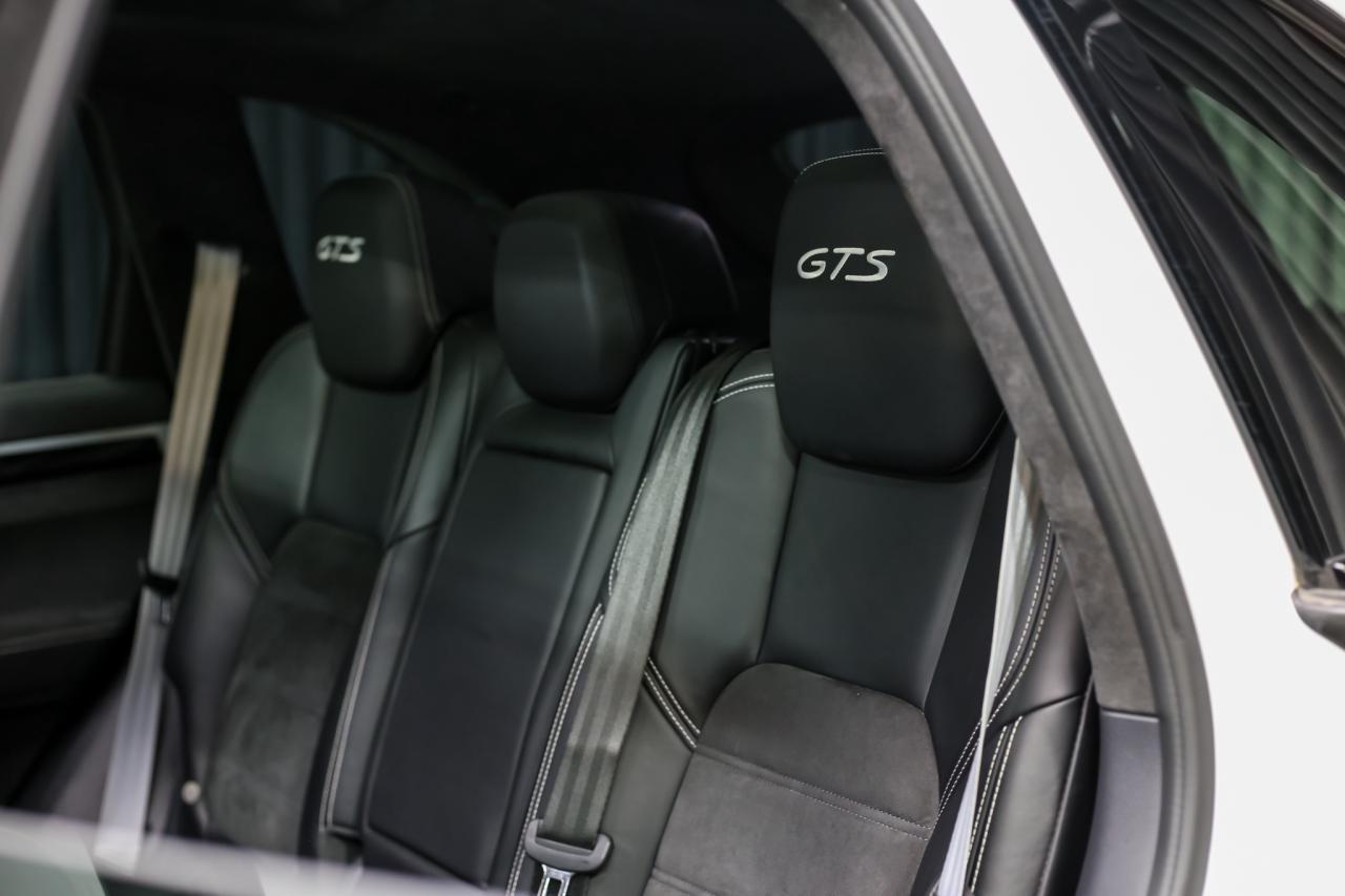 2016 Porsche Cayenne GTS AWD 440HP HIGHLY OPTIONED AIRSUSPENSION PDLS+ Photo