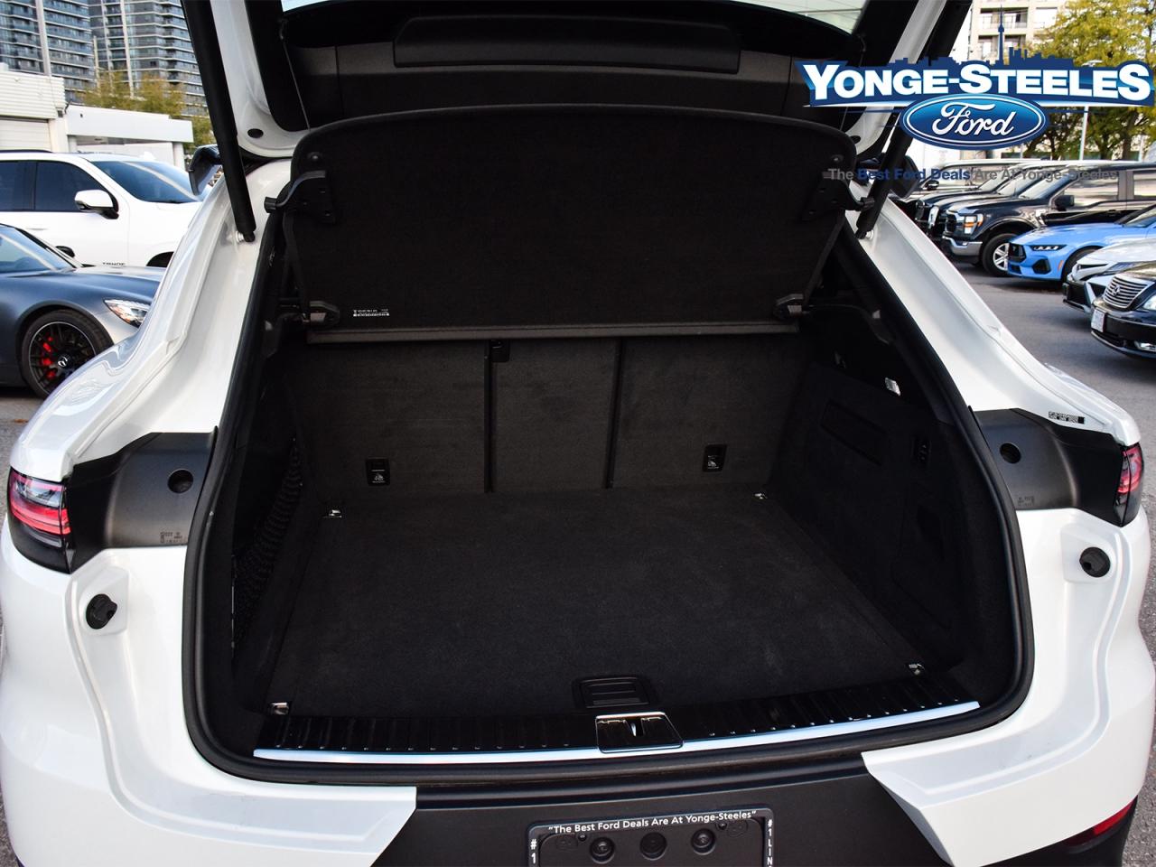 2022 Porsche Cayenne Turbo GT Coupe AWD Photo