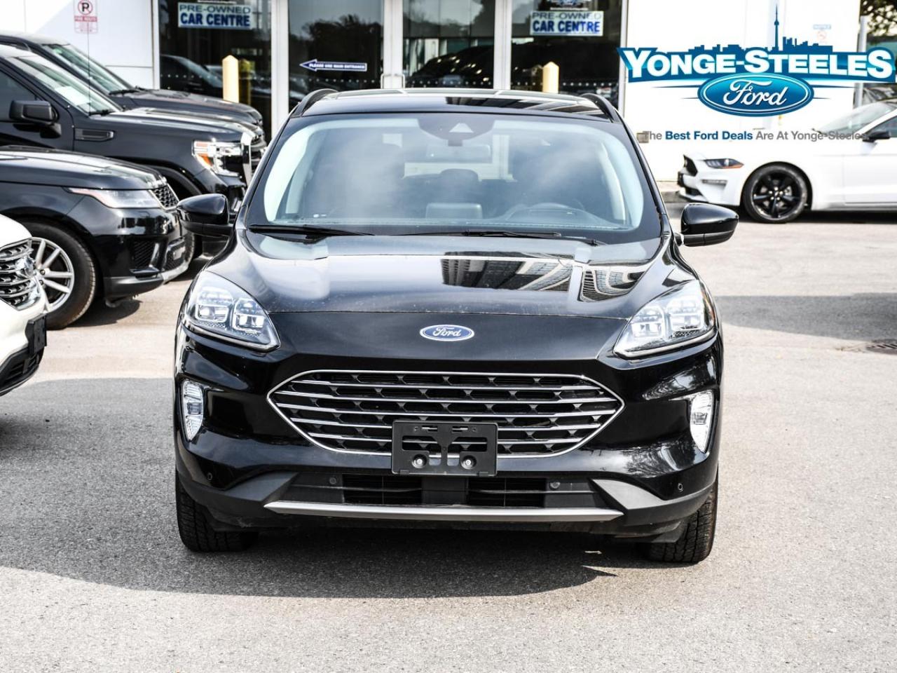 2022 Ford Escape Titanium Plug-In Hybrid 2.5L PREMIUM PKG Photo3