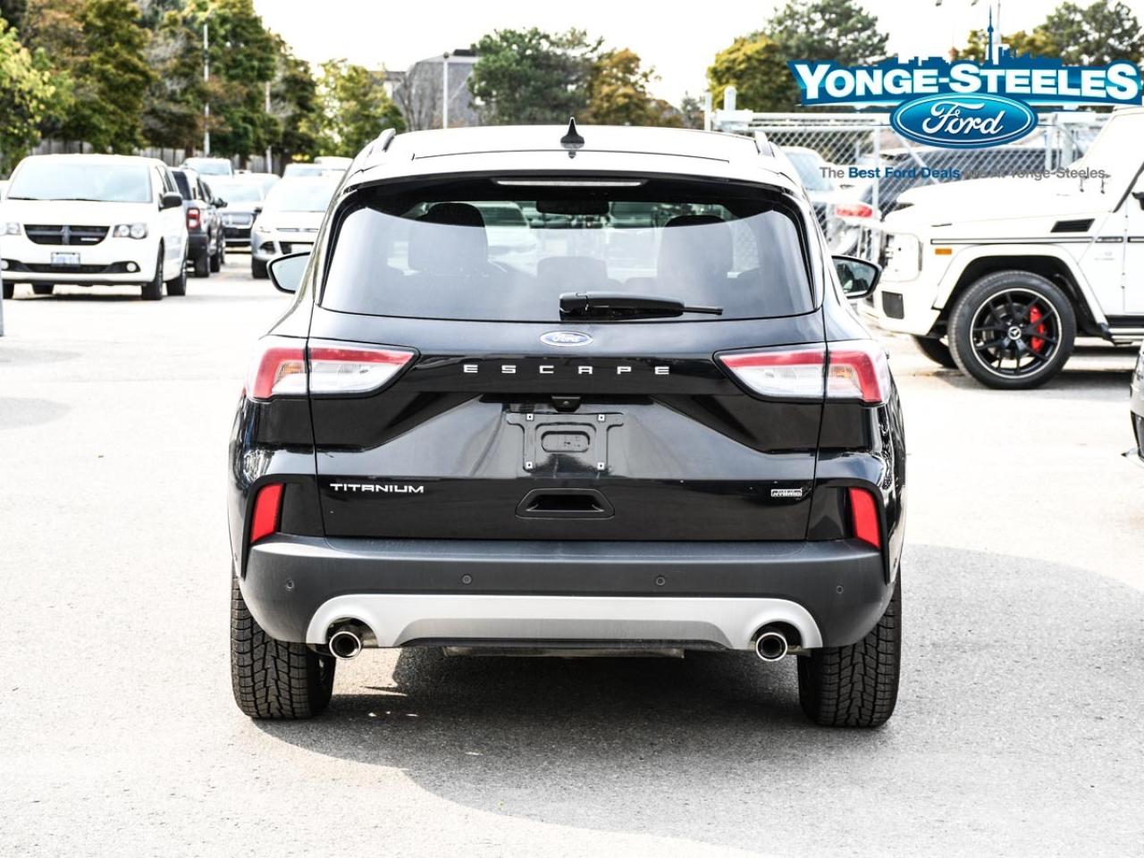 2022 Ford Escape Titanium Plug-In Hybrid 2.5L PREMIUM PKG Photo