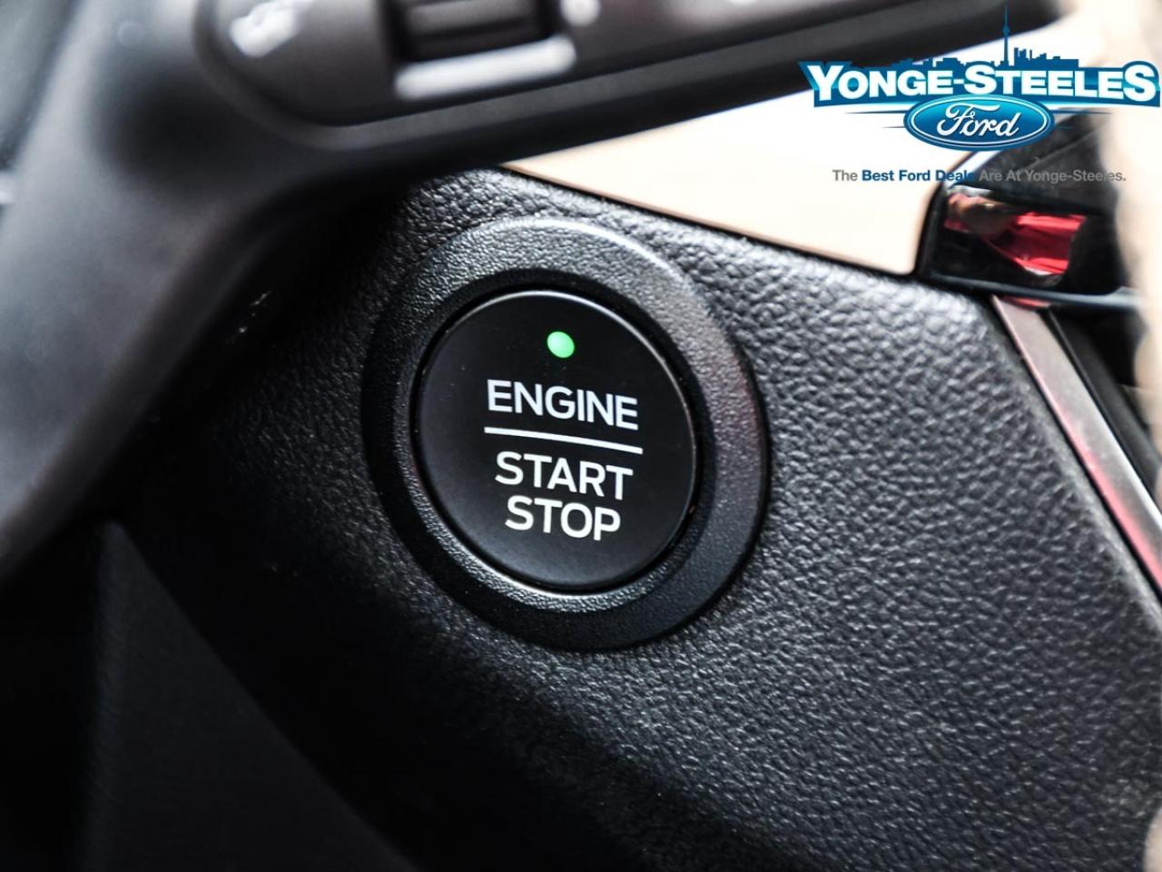 2022 Ford Escape Titanium Plug-In Hybrid 2.5L PREMIUM PKG Photo