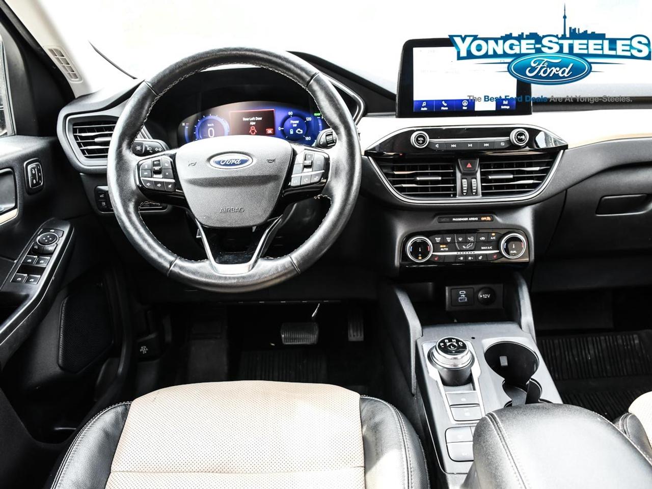 2022 Ford Escape Titanium Plug-In Hybrid 2.5L PREMIUM PKG Photo