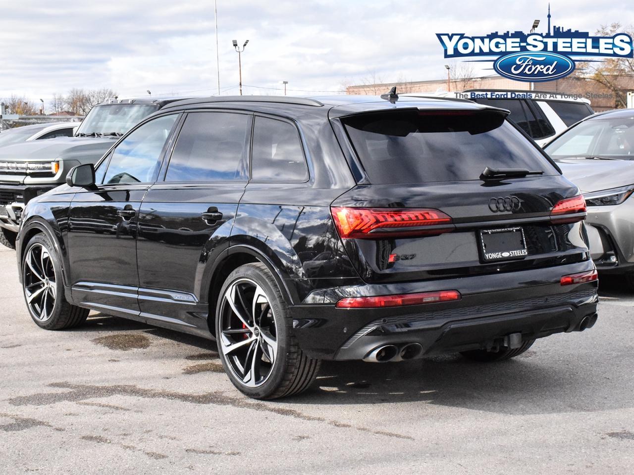 2024 Audi SQ7 4.0 TFSI quattro Photo